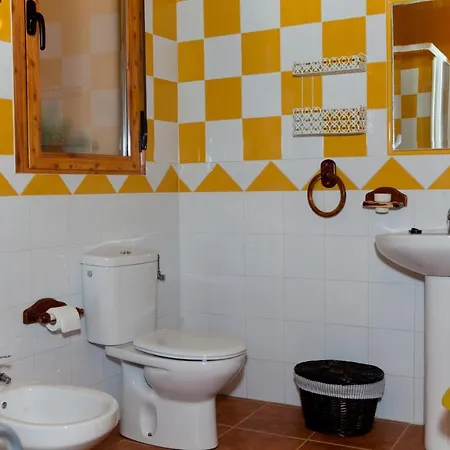 Las Cabanas De La Vera