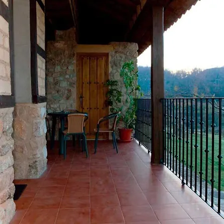 Las Cabanas De La Vera