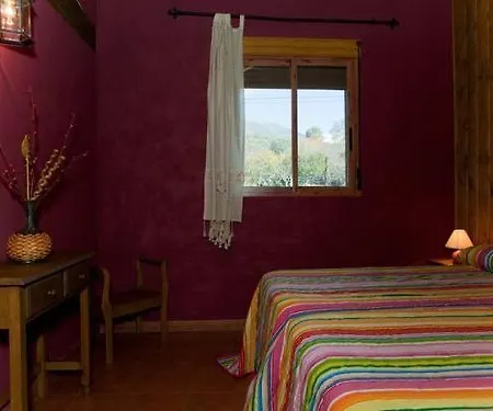 Las Cabanas De La Vera Country house