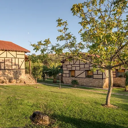 Country house Las Cabanas De La Vera *