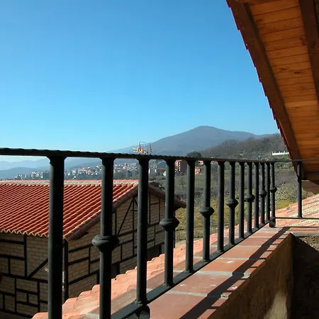 De La Vera Kır Evi *